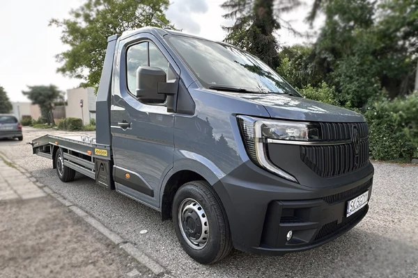 Zdjęcie wyposażenia, np. pasy, wciągarka